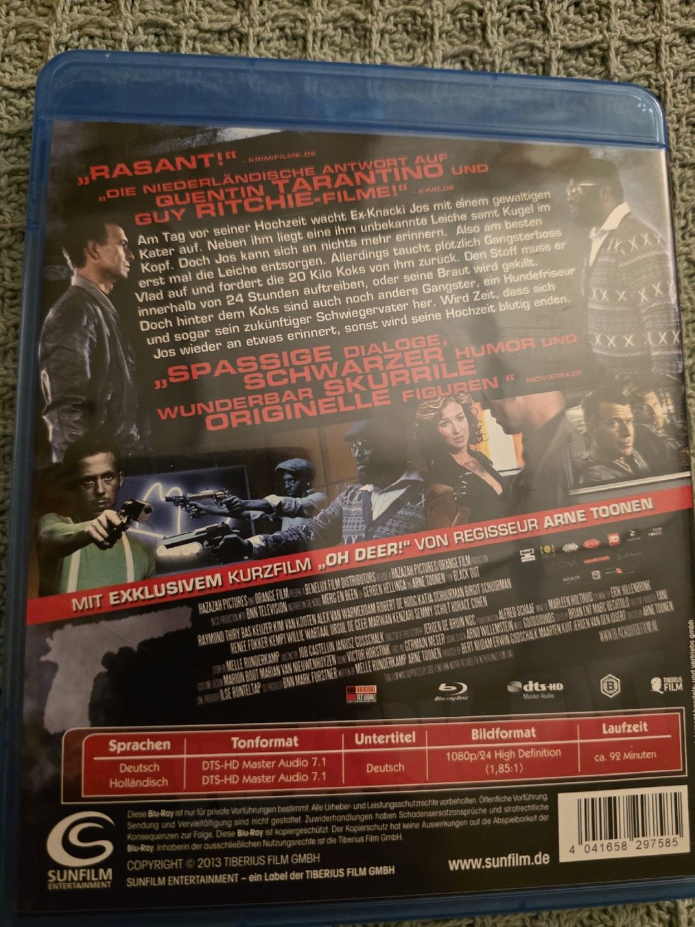 Alle DVDs: Black Out - Killer, Koks und wilde Bräute - Blu-ray – Gebraucht aus Ellikon a d Thur von razzorblog 1