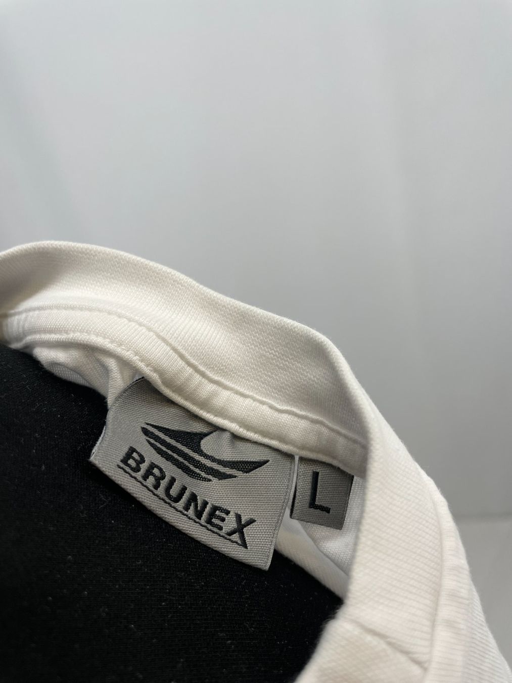 T-Shirts: BRUNEX T-shirt blanc L – Gebraucht aus Lausanne von PlusValue_Lausanne 2
