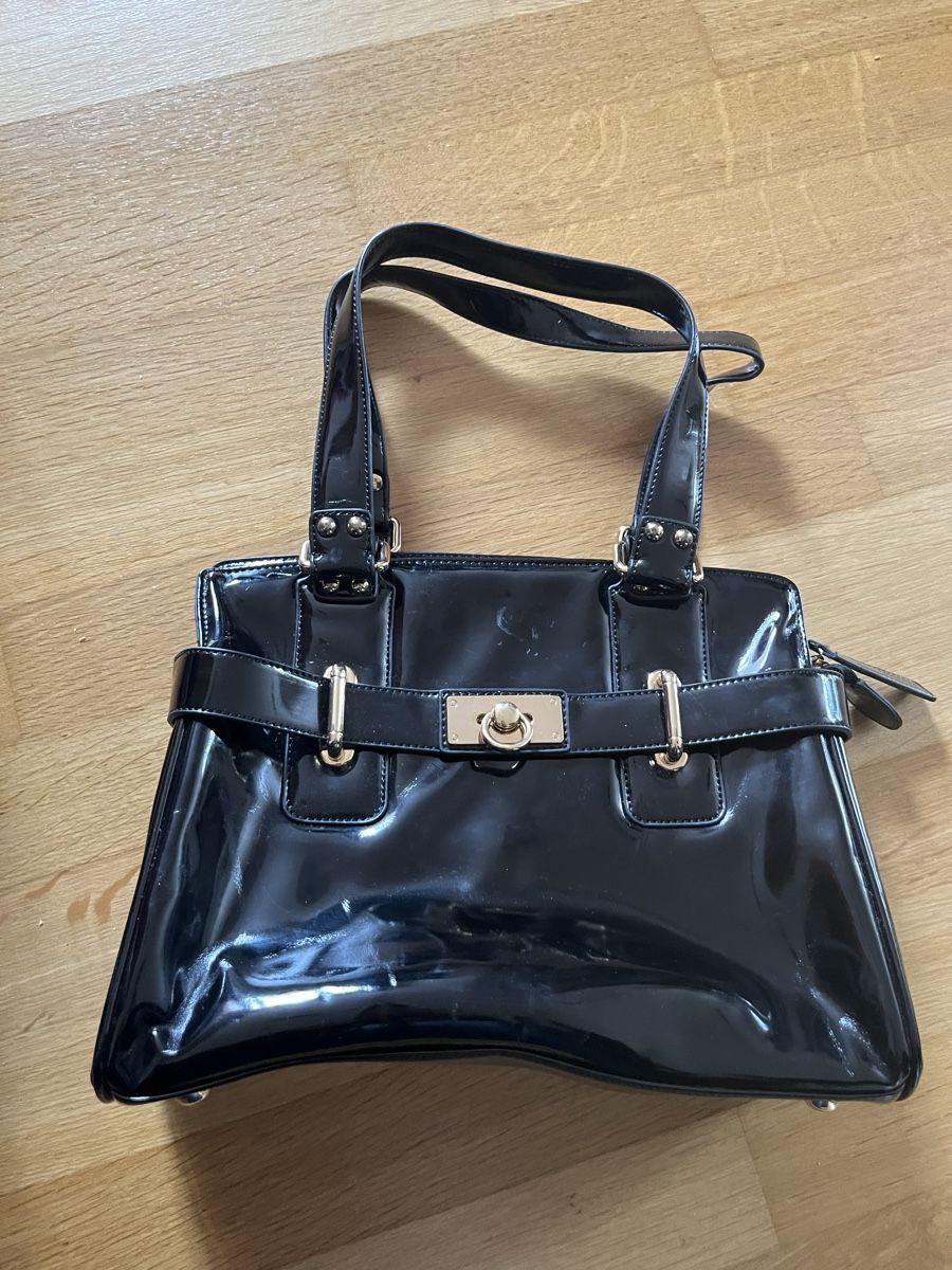 Borse da donna: Lackleder Tasche Les Copinas – Usato da Bern venduto da MonLe