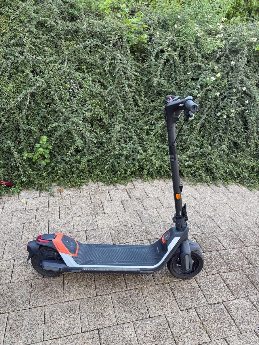 Scooter: E- scooter Segway ninebot P65I – Usato da Beringen venduto da Reisemaus 3