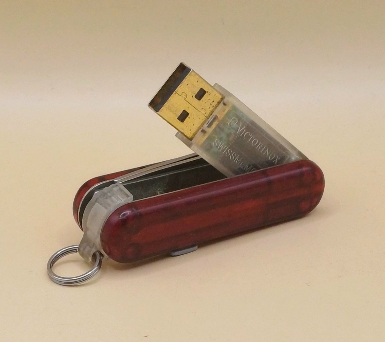 Victorinox Coltelli tascabile: Victorinox USB mit Kugelschreiber und Pointer SWISSMEMORY – Usato da Brittnau venduto da simionius 1