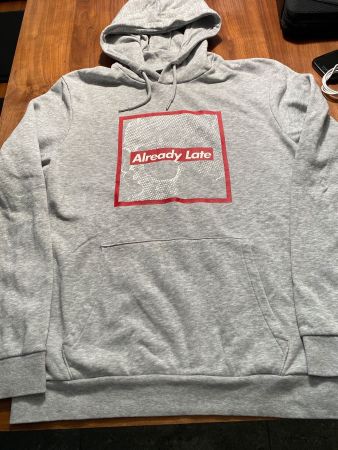 Pullover mit Kapuzze von Ckh Grösse XL