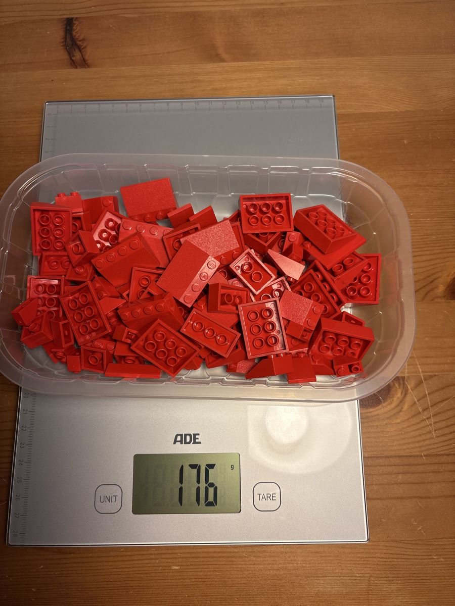 Lego Baukästen: Rote Lego Dachteile – Gebraucht aus Verscio von Foroglio