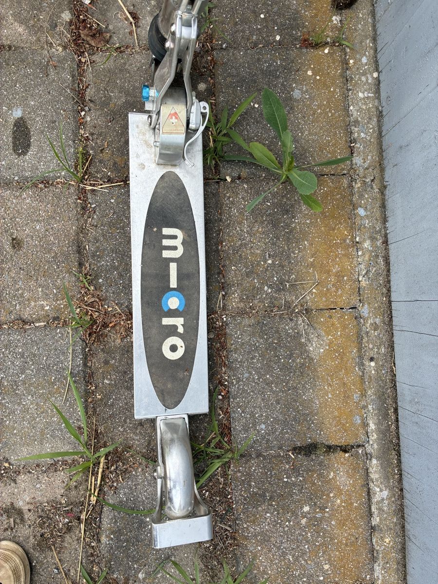 Micro Kickboard: Trottinette Micro – Gebraucht aus Chénens von Picco82 3
