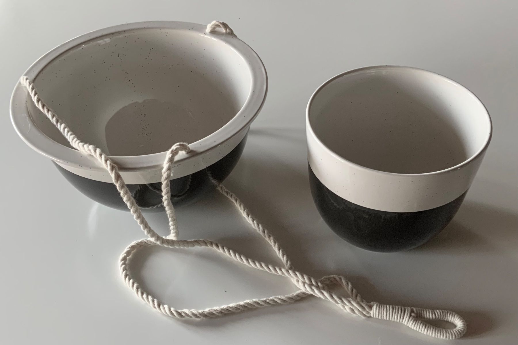 Ikea Blumentöpfe: Cache-pots IKEA (lot de 2) – Gebraucht aus Fribourg von Pathalie 1
