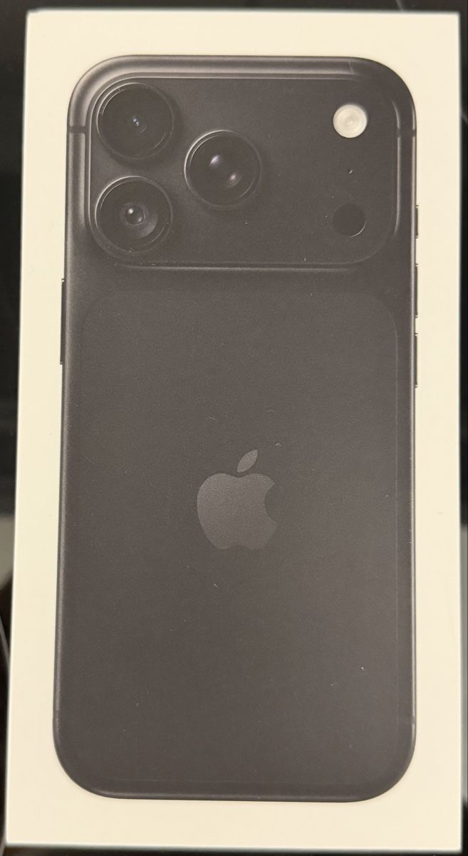 Apple Handys / Smartphones: Apple iPhone 18 Pro, 512 GB, schwarz – Neu (gemäss Beschreibung) aus Thayngen von Silvan2012 1