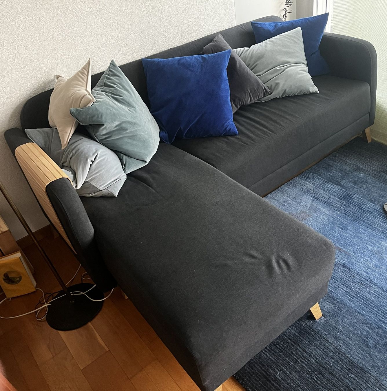 Ikea Divani: 3er Sofa dunkelgrau, guter Zustand – Usato da Unterägeri venduto da Stebus82
