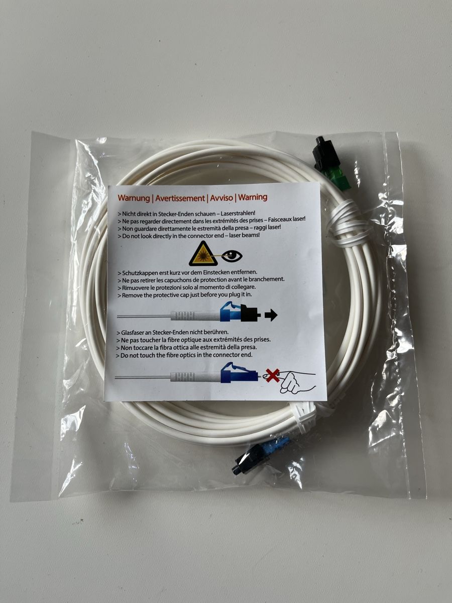 Swisscom Cavi: Glasfaser Kabel 4m, Neu & OVP – Nuovo e nell'imballaggio originale da Bern venduto da chiiba