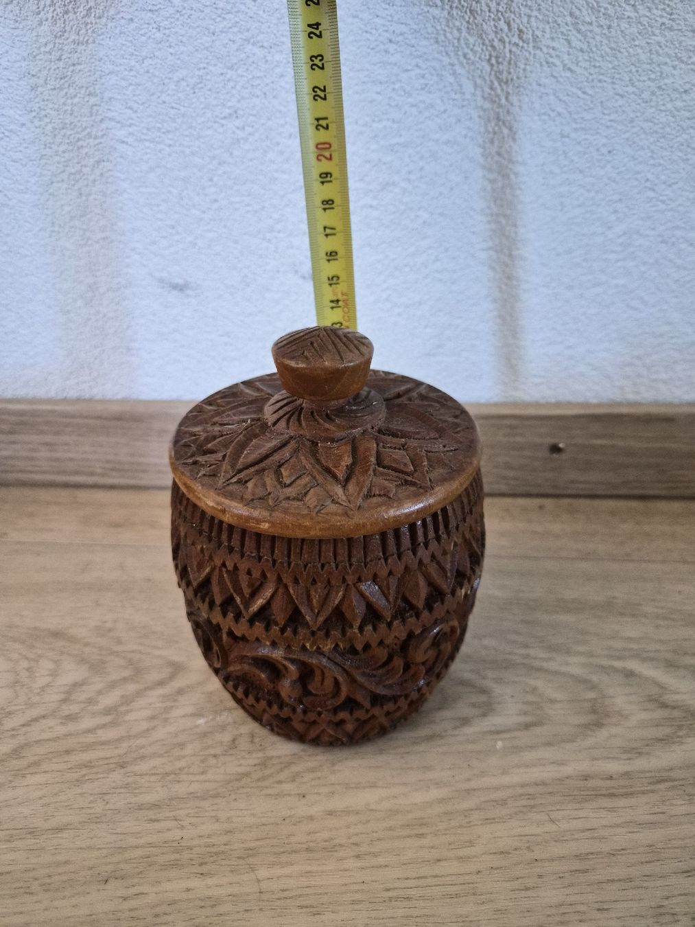 Sottobicchieri: Ensemble de dessous de verre en bois sculpté + pot – Usato da La Joux FR venduto da car_ck96