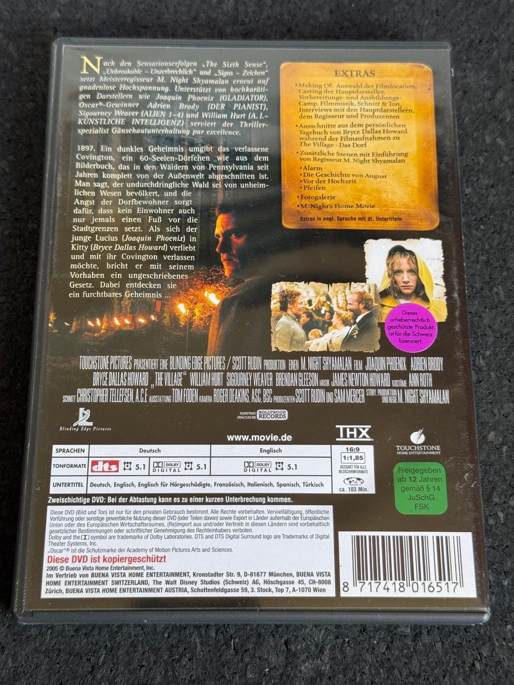 Tutti i DVDs: The Village - Das Dorf DVD DE/EN – Usato da Fribourg venduto da tschjoly 1