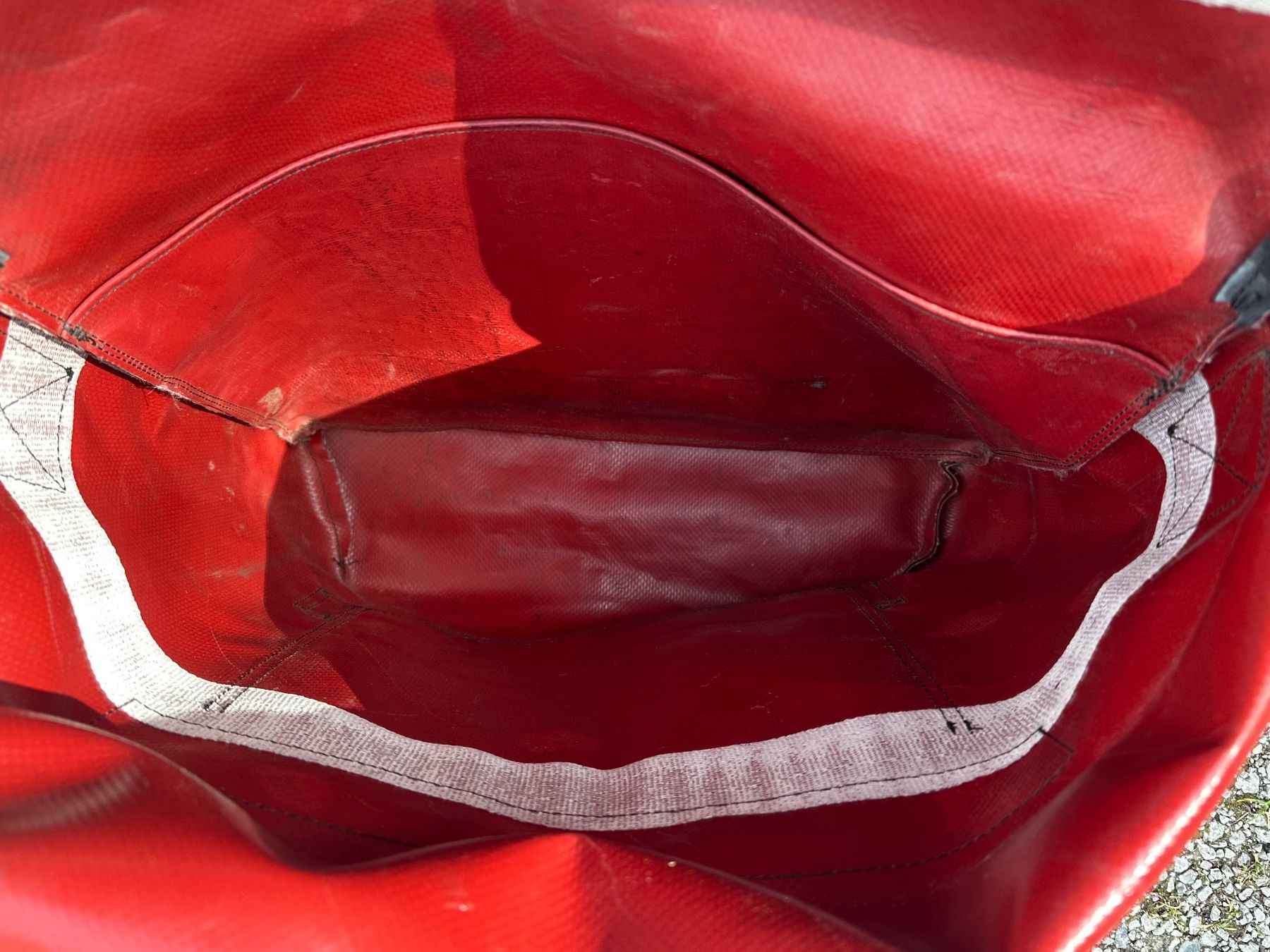 Freitag Sonstige Kleidung & Accessoires: Sac Freitag rouge bordeaux – Gebraucht aus Grossaffoltern von BerigerHandwerk 6