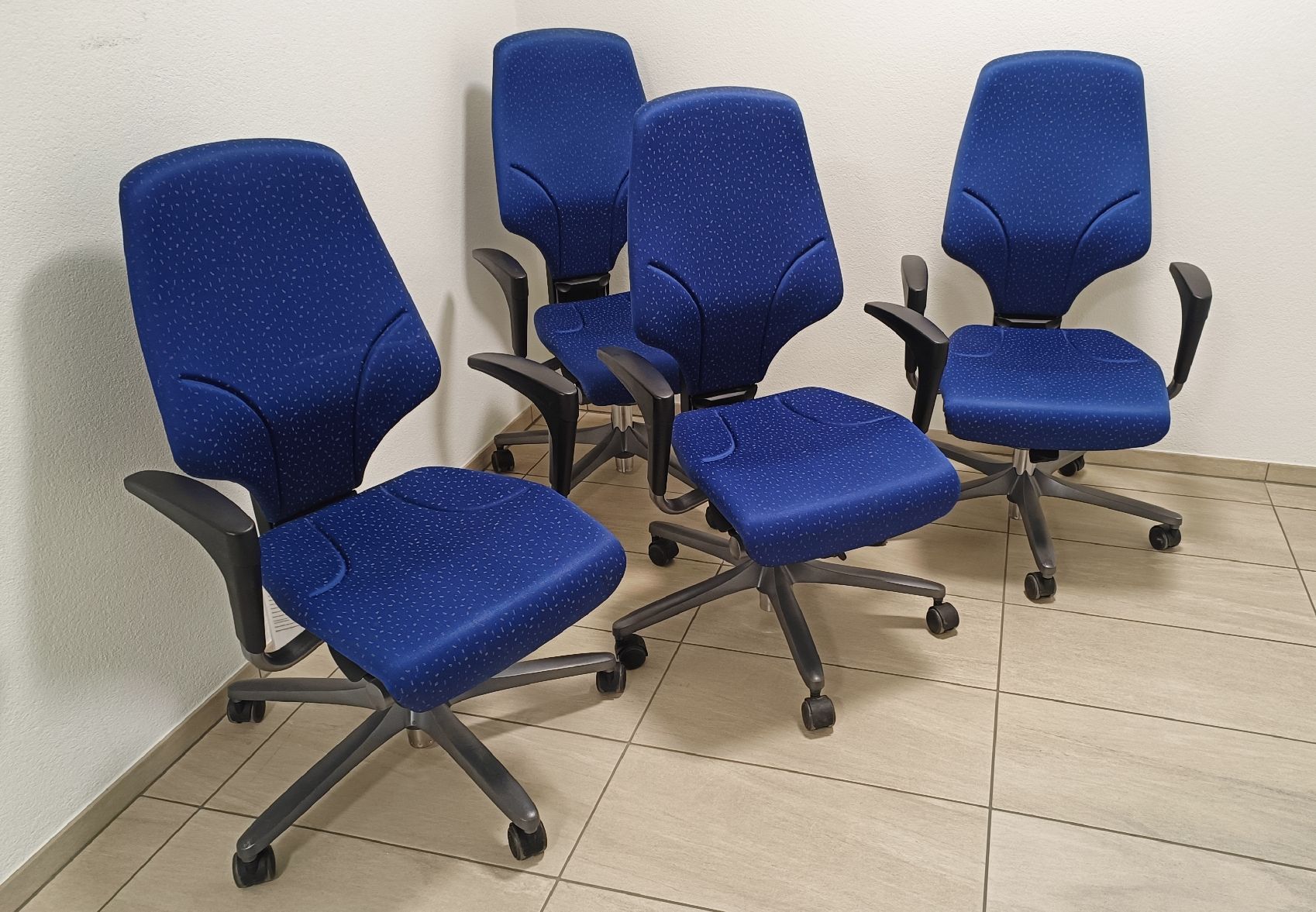 Giroflex Sedie: Bürostühle Giroflex 64 – Usato da Schmitten FR venduto da oftringen