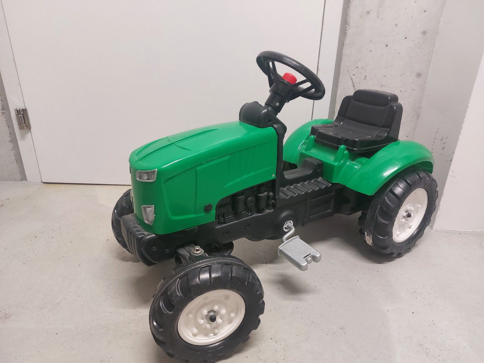 Véhicules pour enfants: Trekker pedal Traktor – D'occasion à Niederhasli par har_2bpb