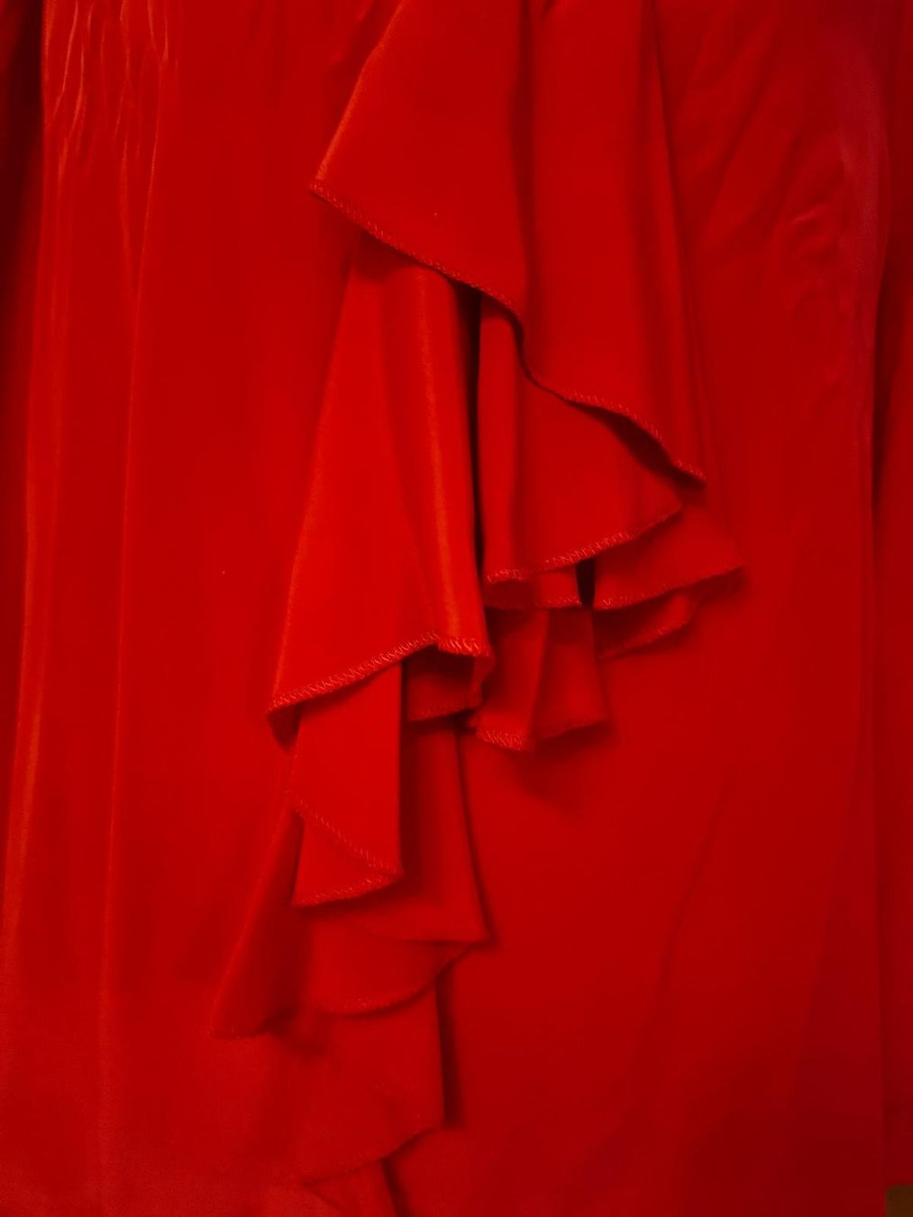 Blusen: Rote Elegante Blouse – Neu und originalverpackt aus Glattpark(Opfikon) von sollee35 1