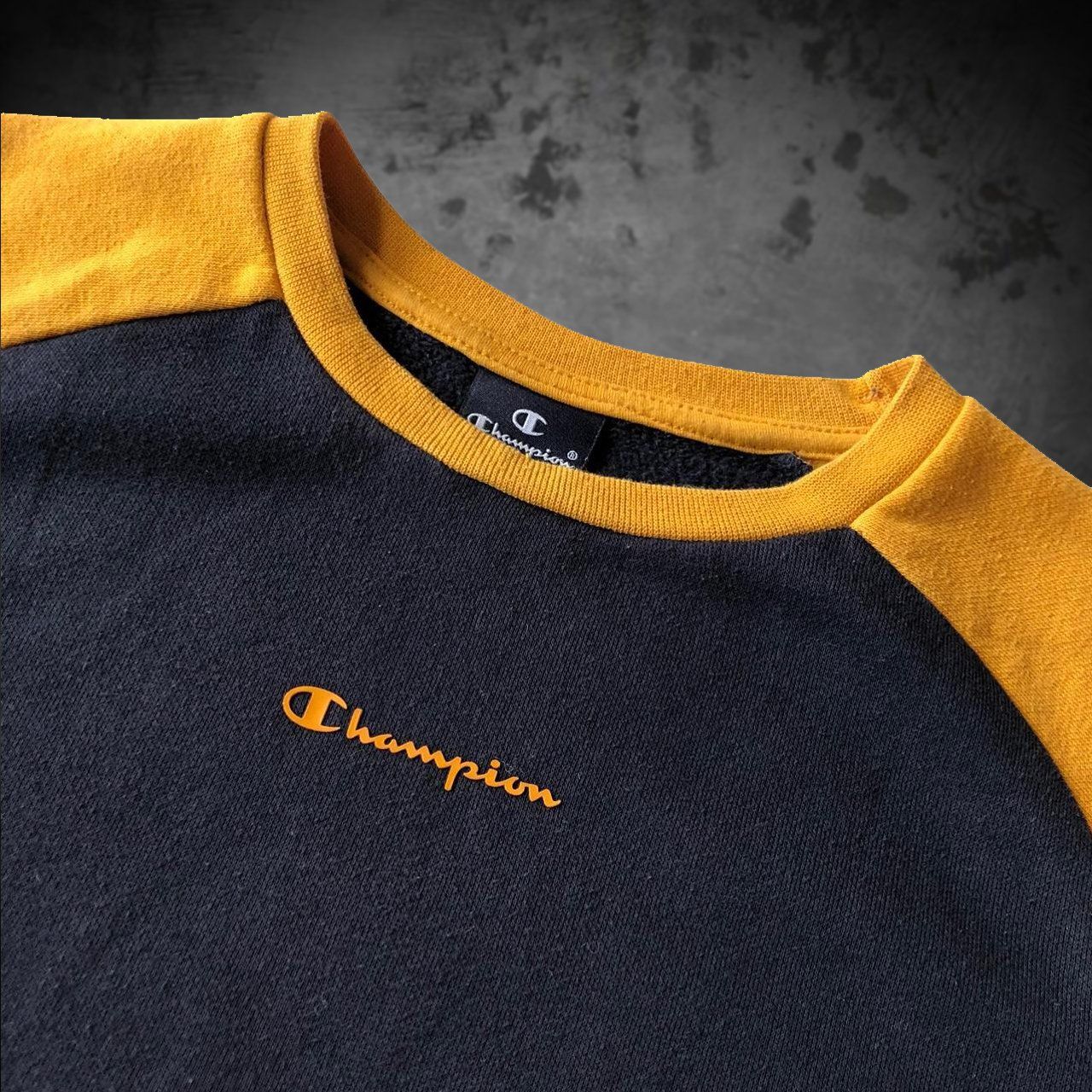 Champion Pulls et sweat-shirts: Pull Champion Black Boy XL – D'occasion à Genève par ang_7j7j 3