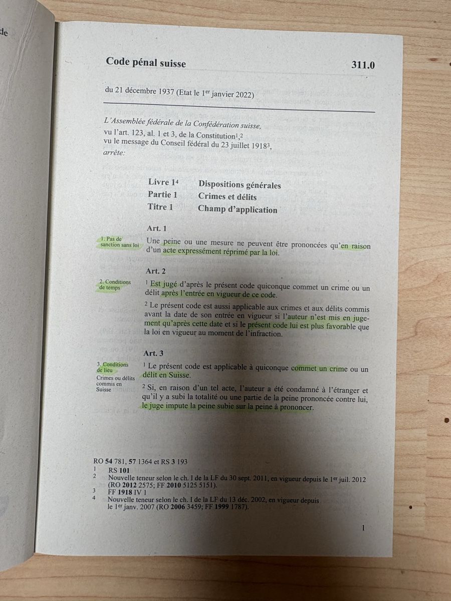Libri: Code pénal suisse - Législation fédérale en français – Usato da La Heutte venduto da Overmor66 1