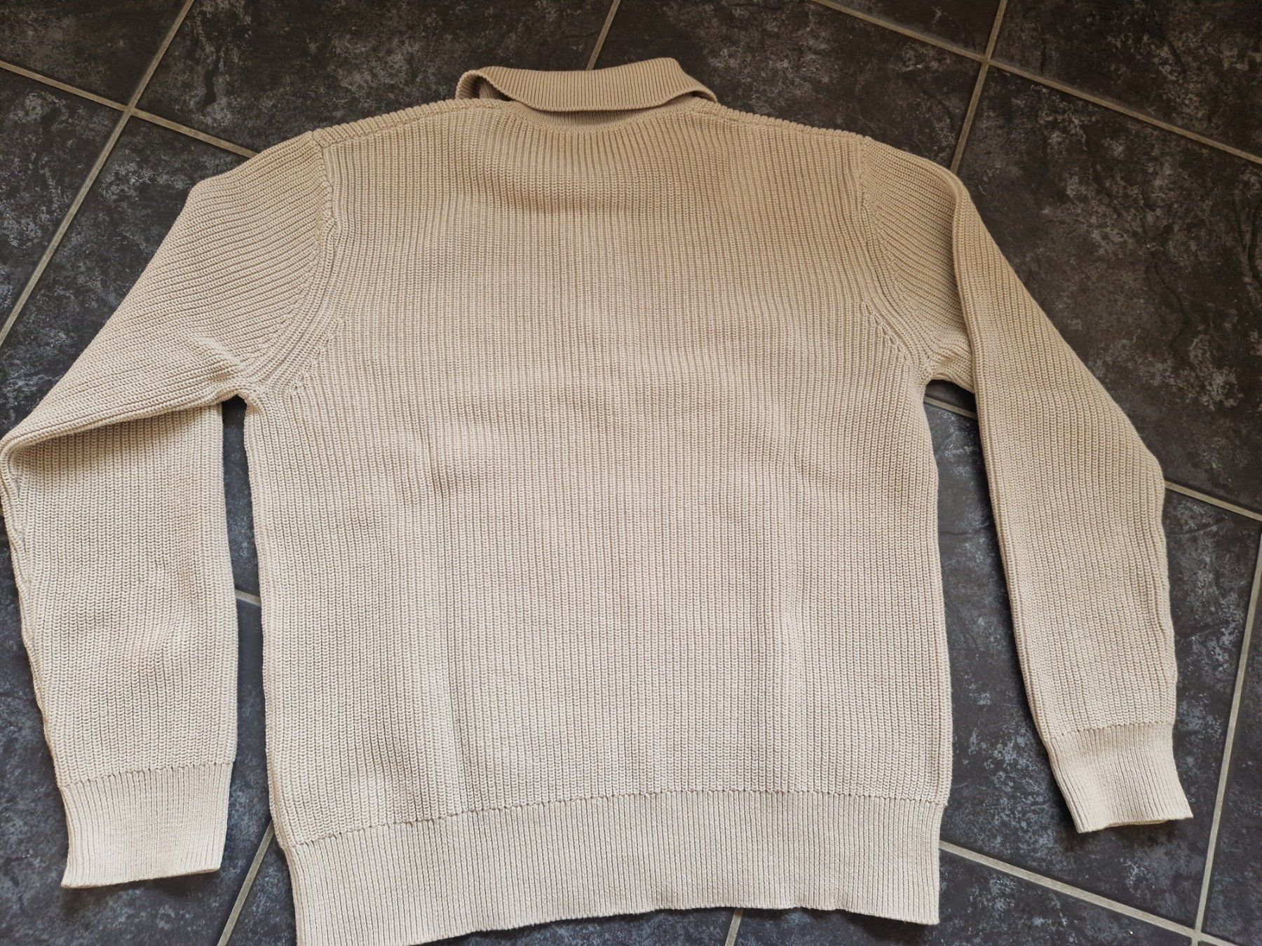 Maglioni & Felpe: A Day's March: Pullover mit Kragen, beige, Gr. M – Usato da Wittenbach venduto da Cgigi 1
