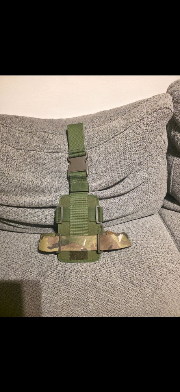 Uniformi: Molle Oberschenkel Halterung – Nuovo (secondo la descrizione) da Steffisburg venduto da Davga 1