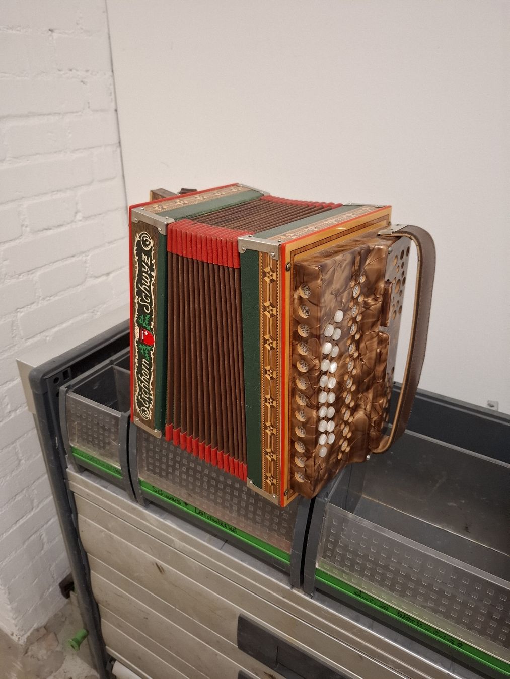 Eichhorn Musikinstrumente: Eichhorn orgeli – Gebraucht aus Villeneuve von BibiVintage 3