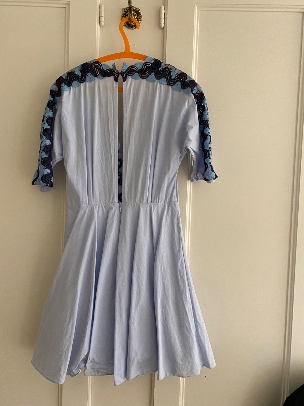Sandro Vestiti: Kleid Sandro Gr. 1 – Nuovo (secondo la descrizione) da bern venduto da marion78 1