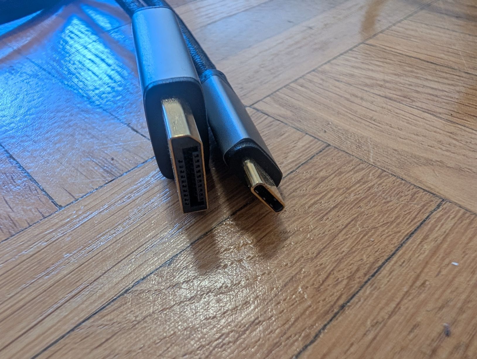 Câbles: Diverse Hdmi Kabel – D'occasion à Roggwil BE par MA-4900 2