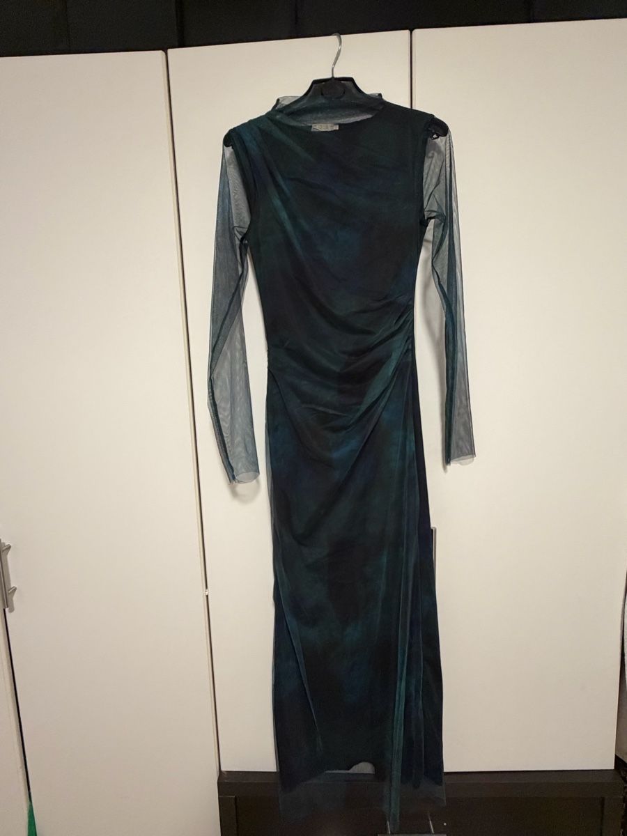 Robes: Langes Kleid – Neuf (Voir description) à Basel par sid_dem