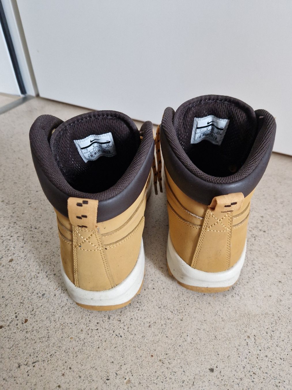 Nike Scarpe da uomo: Nike Schuhe Grösse 40 – Usato da Zell ZH venduto da rah_q6gm 2