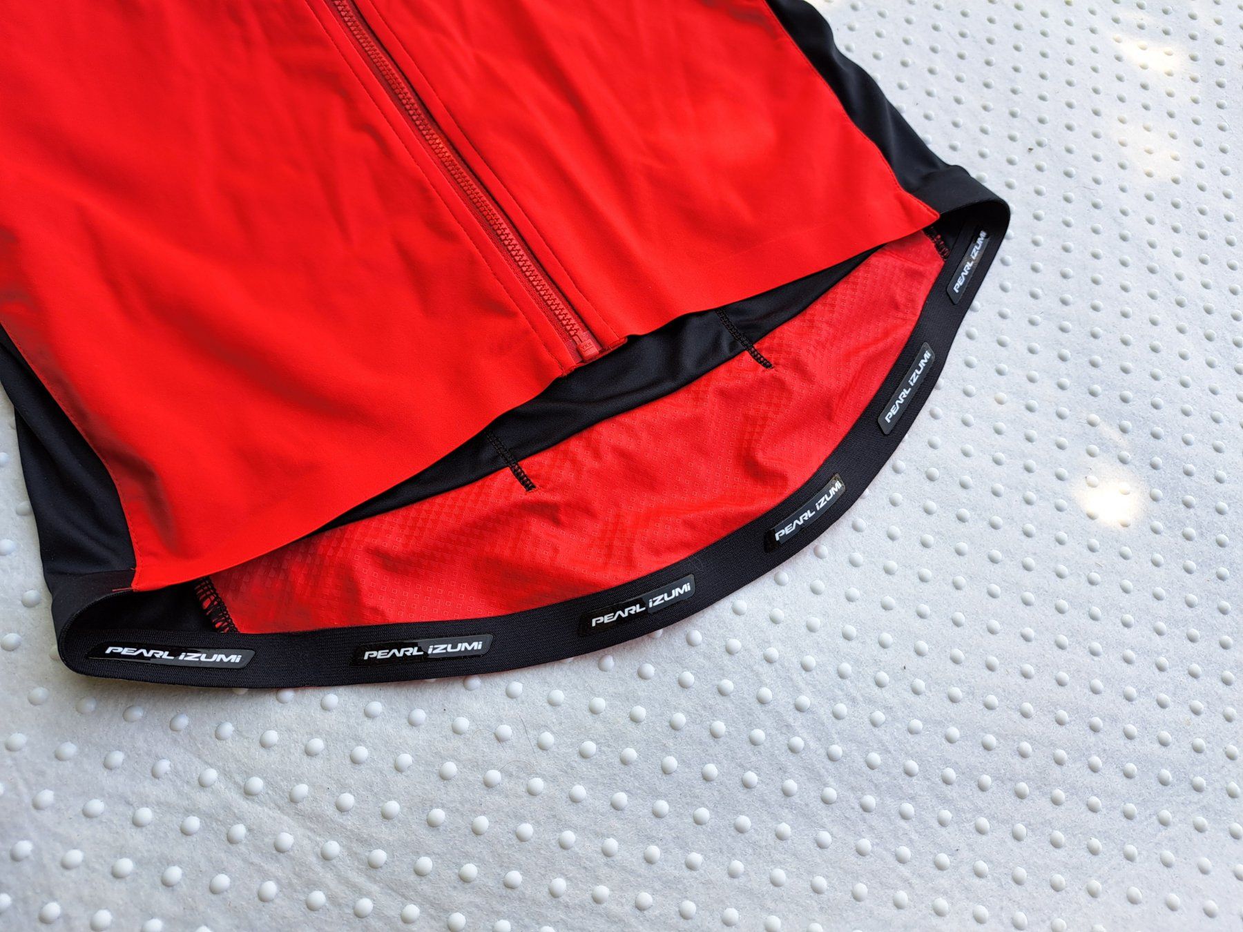 Pearl Izumi Giacche: Neu! Pearl Izumi Windjacke kurzarm Gr. M – Nuovo (secondo la descrizione) da Gysenstein venduto da joshuas81 1