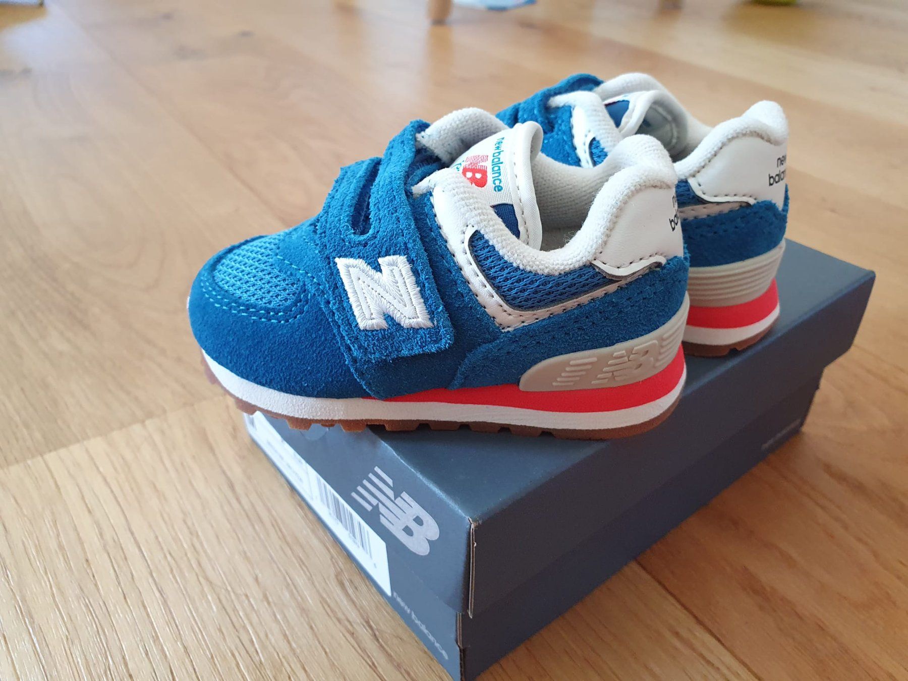 New Balance Scarpe per ragazzi: Turnschuhe New Balance, Gr. 20, NEU – Nuovo e nell'imballaggio originale da Pfyn venduto da ka.we