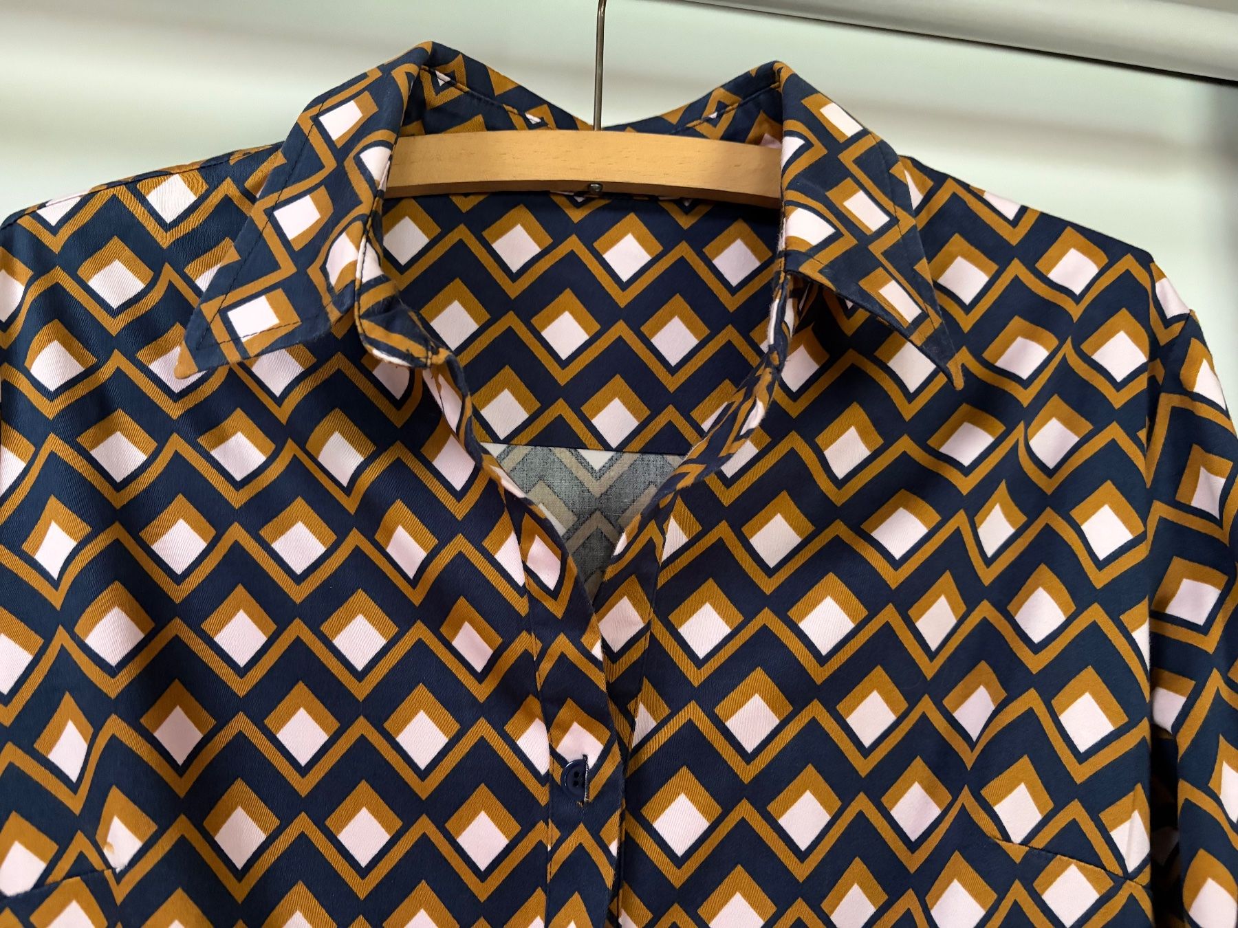 Globus Vestiti: Kleid / Hemdkleid – Usato da Frauenfeld venduto da SuterFrauenfeld 1
