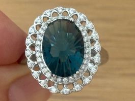 Luxus Elegante Gr.19/9 Ring Farbe: Silber /blau Zirkonia