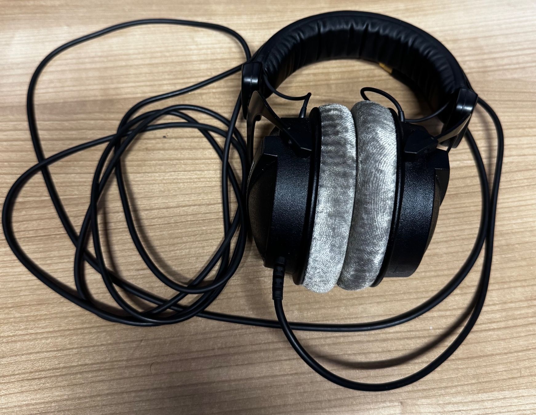 Beyerdynamic Kopfhörer: Kopfhörer Beyerdynamic DT 770 PRO 80 Ohm gebraucht – Gebraucht aus Windisch von sim_jv2d 1