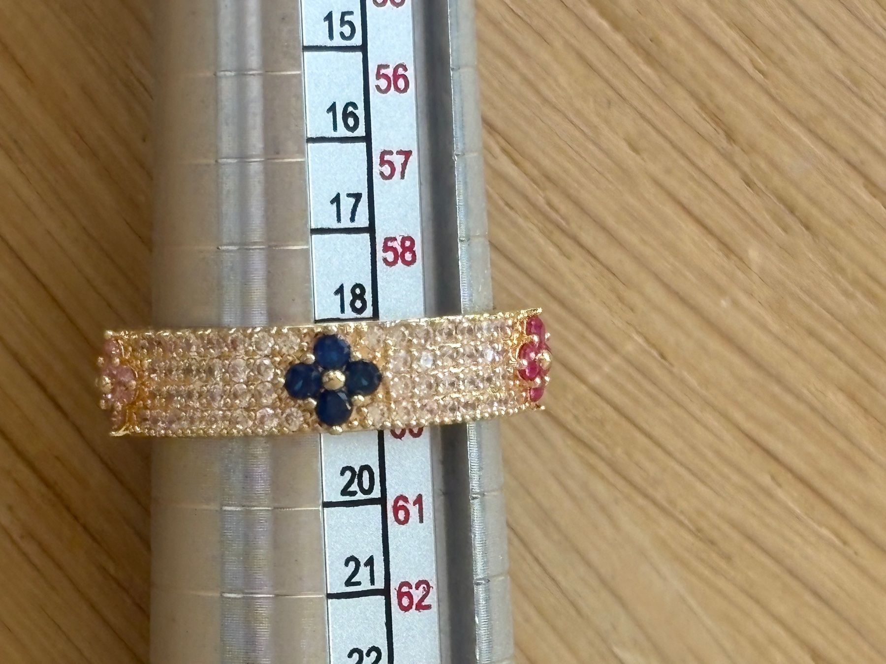 Anelli: Luxus Elegante Gr.19/9 Ring Farbe: Gold/Milticolore – Nuovo (secondo la descrizione) da Biel-Bienne venduto da Roserosse13 7