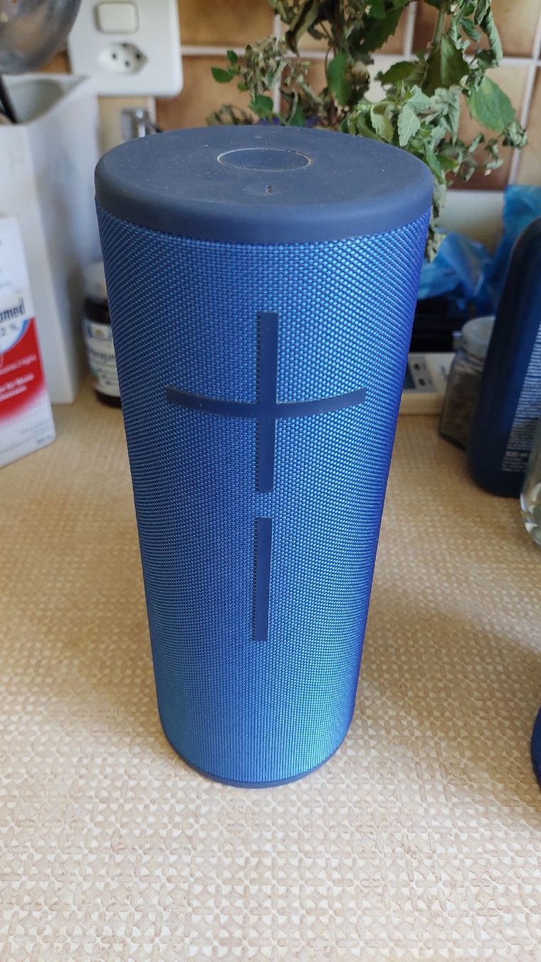 Ultimate Ears Lautsprecher: Ultimate Ears Boom  Bluetooth Box Gebraucht – Gebraucht aus Konolfingen von lanomi