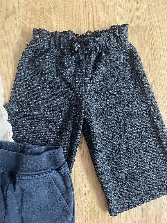 Pantaloni: Hosen Gr. 80 – Usato da Luzern venduto da Leonie110 1