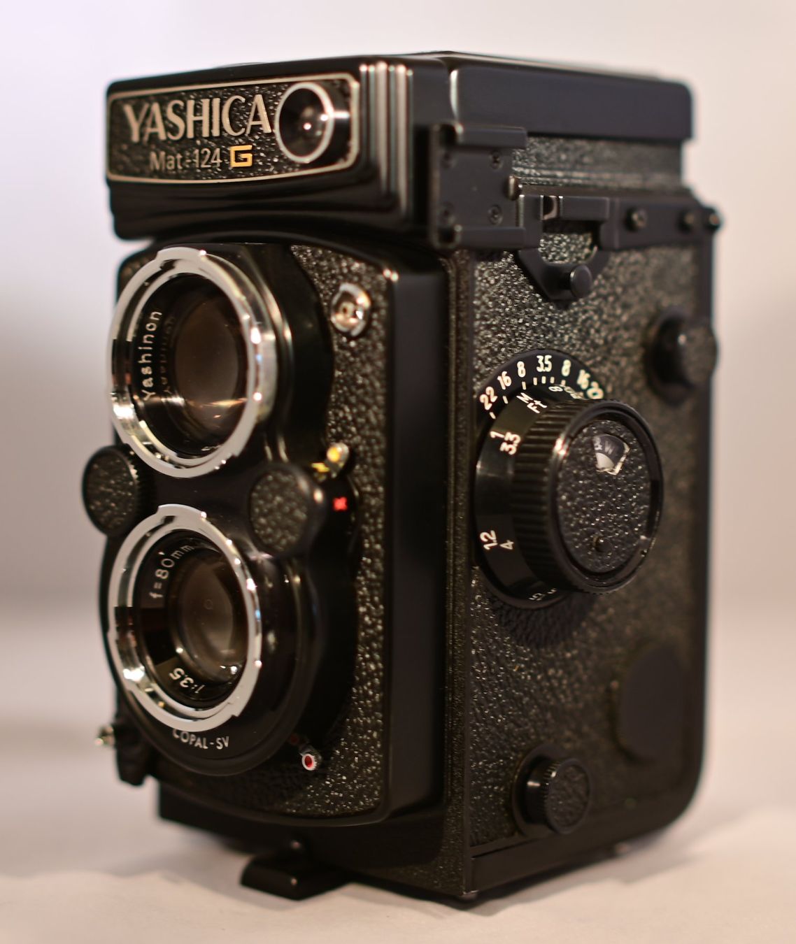 Yashica Fotocamera: Yashica Mat 124 – Usato da Uster venduto da Stoessda 1