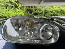 Rechte Scheinwerfer VW Golf