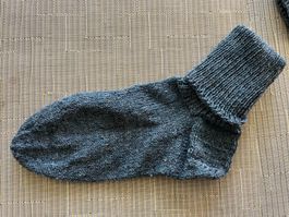 Warme, handgestrickte Socken, ca Grösse 39/40