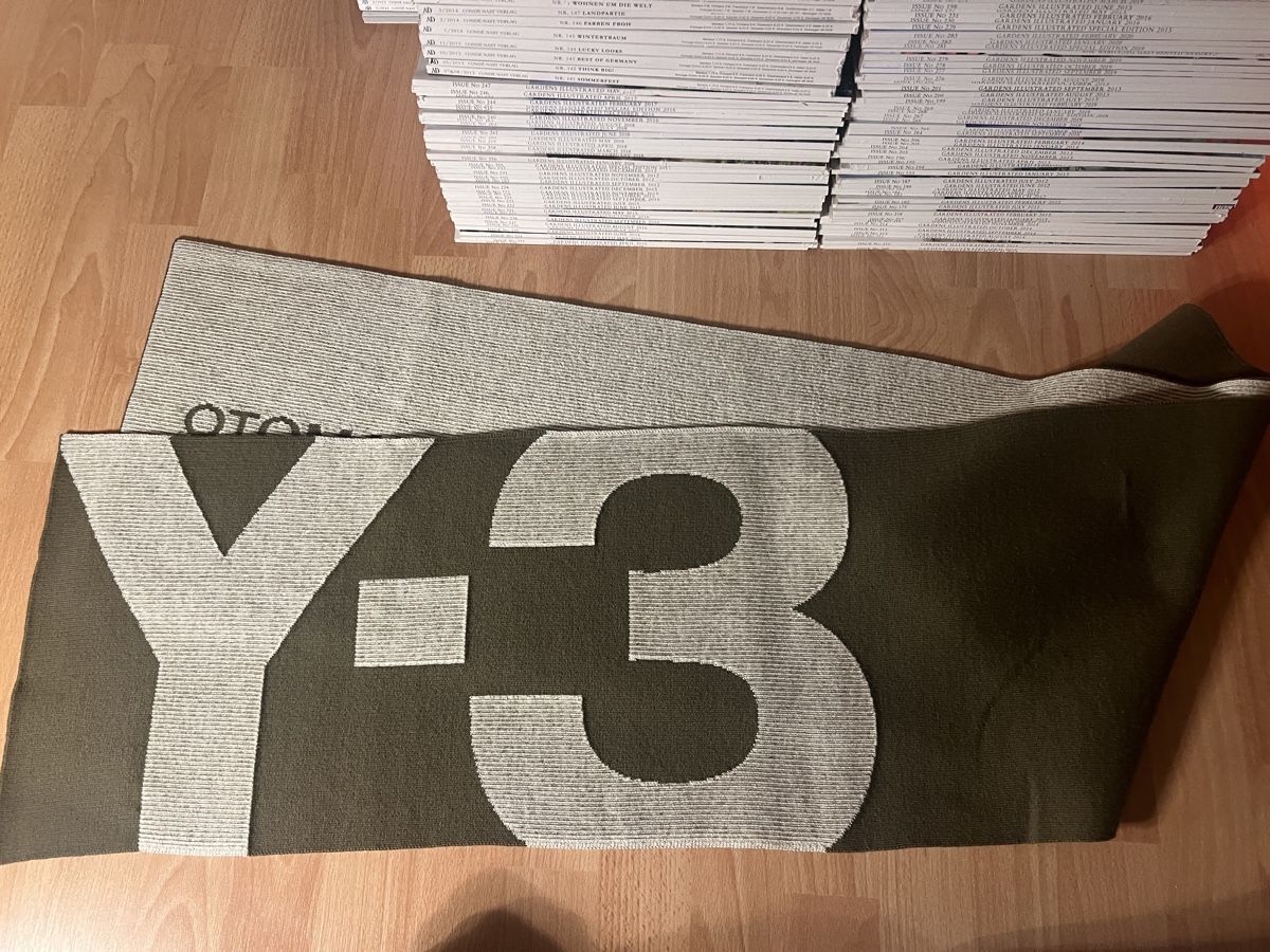 Foulard & Sciarpe: Y-3 Yohji Yamamoto Schal – Nuovo (secondo la descrizione) da Rümlang venduto da nikki_