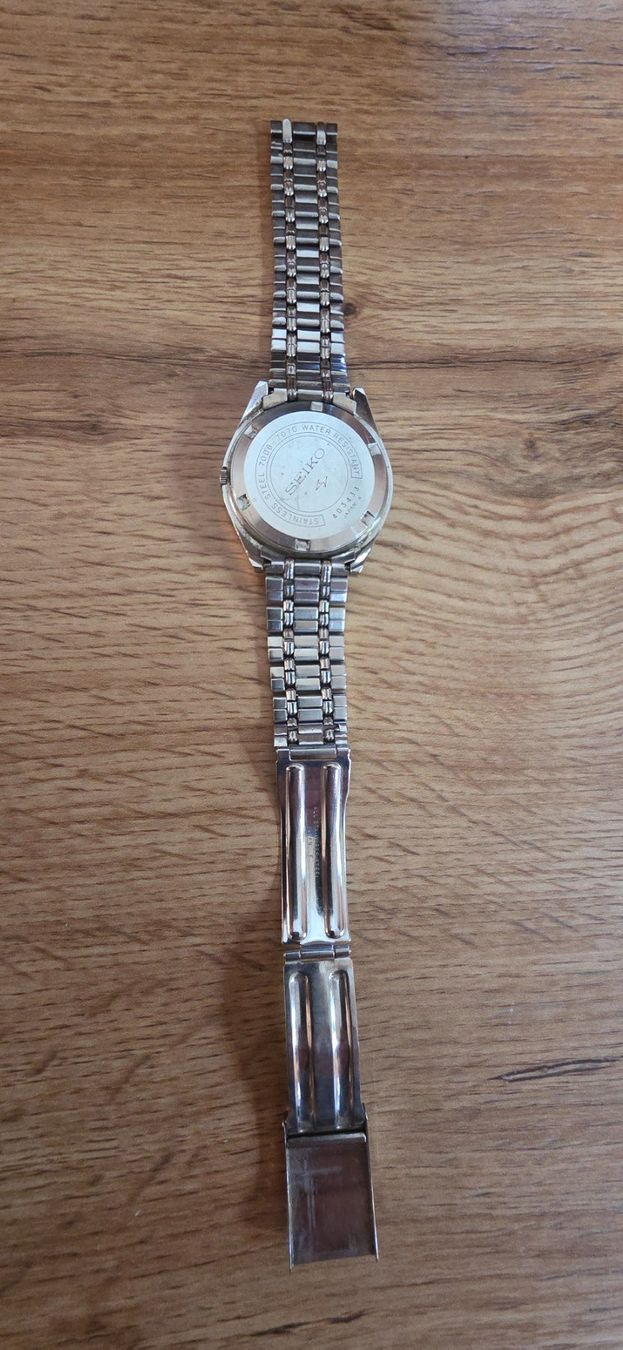 Seiko Montres: Montre  " Seiko " – D'occasion à Moléson-s-Gruyères par inf_8z6n 3