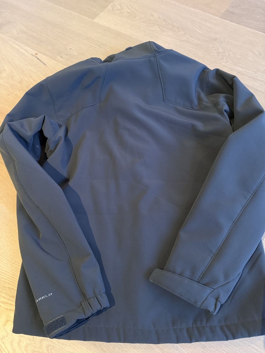Columbia Giacche: Columbia Titanium Jacke Softshell grau, Gr. M – Usato da Rümlang venduto da zflyfa0001 3