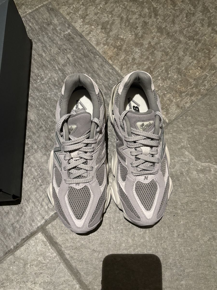 New Balance Scarpe da uomo: New Balance 9060 Grau Gr.38 – Nuovo e nell'imballaggio originale da Weiningen ZH venduto da GriederRemarket 4