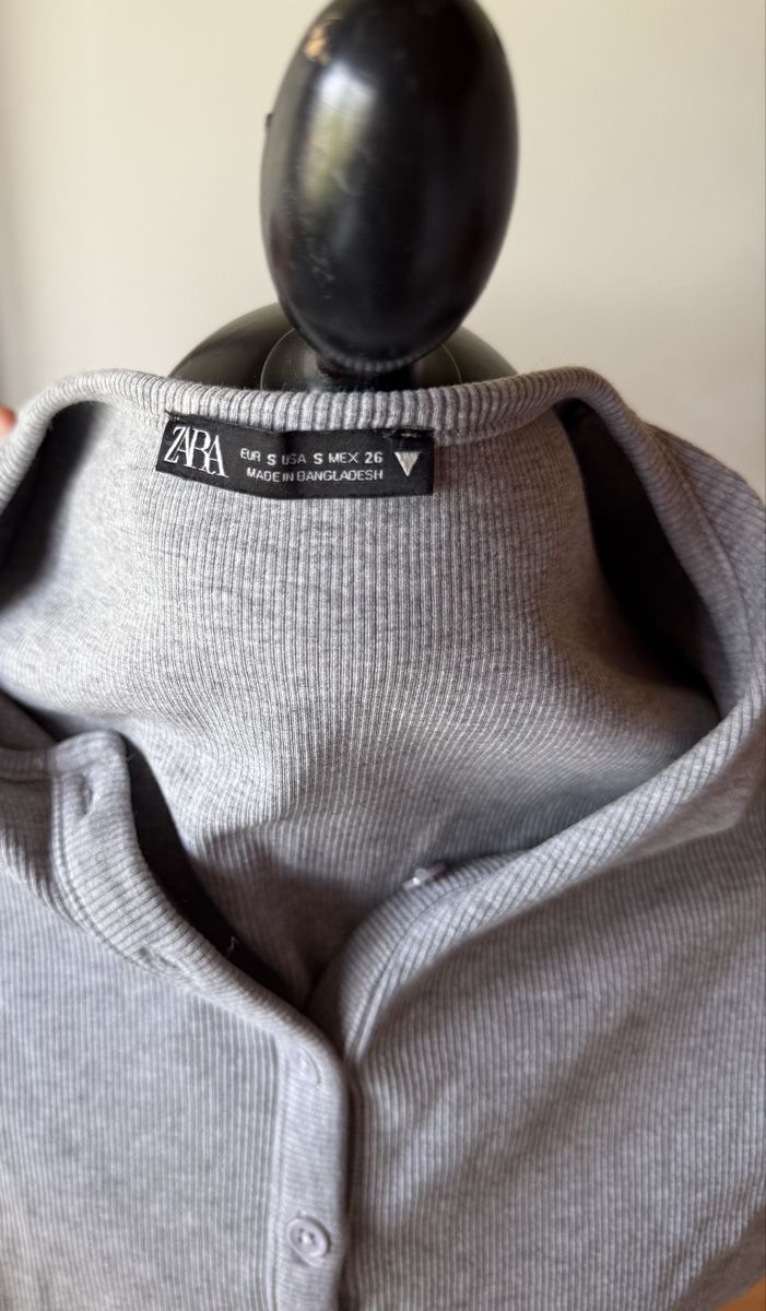 Zara Top: Top Zara  – Nuovo (secondo la descrizione) da Boudry venduto da asmdgr135