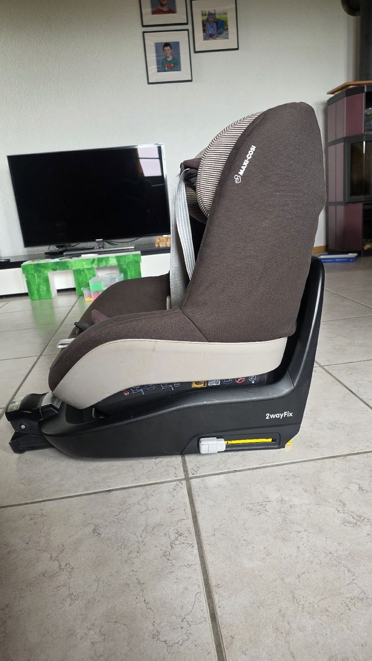 Maxi-Cosi Seggiolini per auto: maxi-cosi Kindersitz – Usato da Geiss venduto da Giovanoli23 2