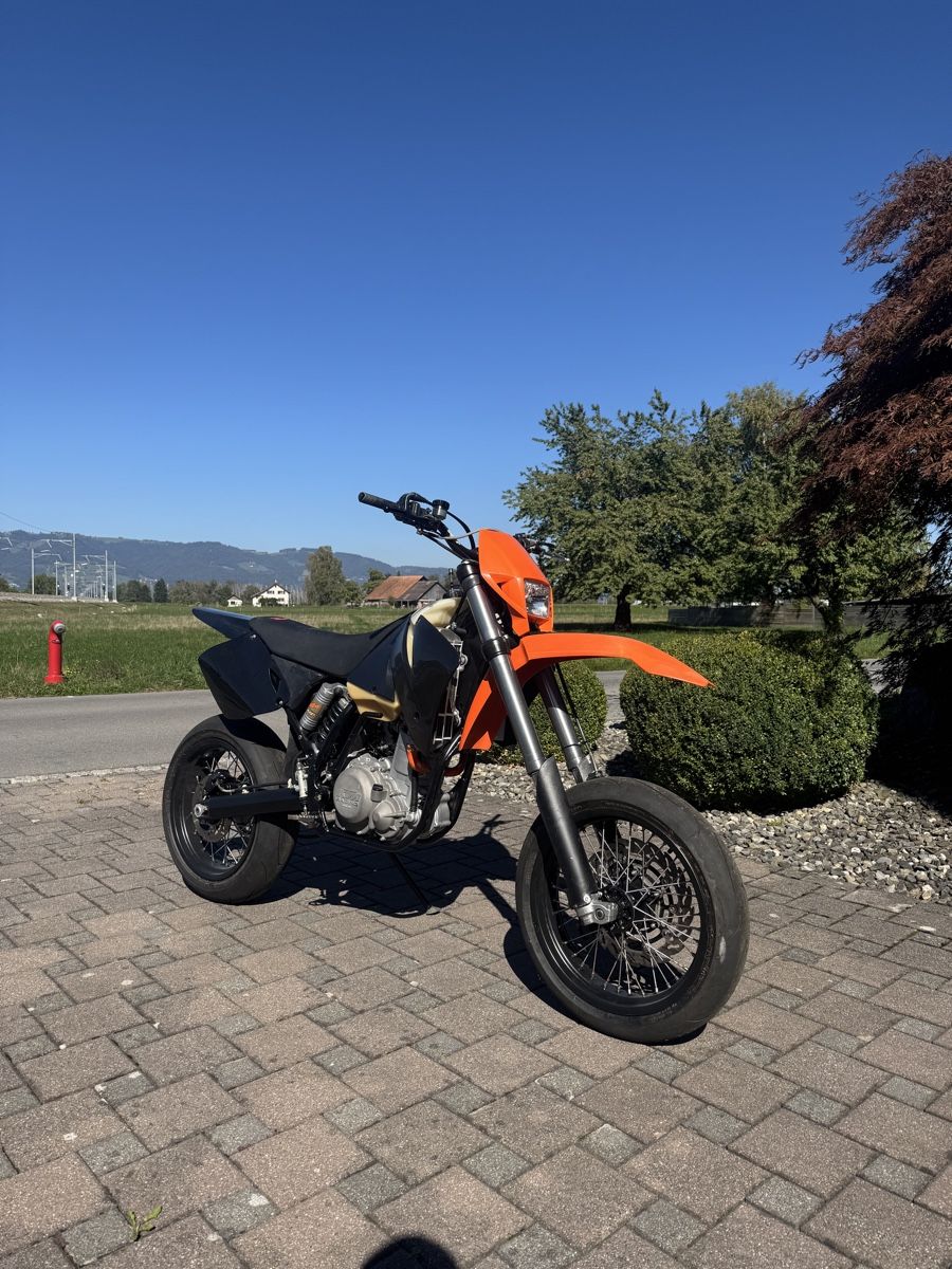 KTM Strasse: KTM EXC 520 Supermoto – Defekt aus Oberriet SG von valentinmattle