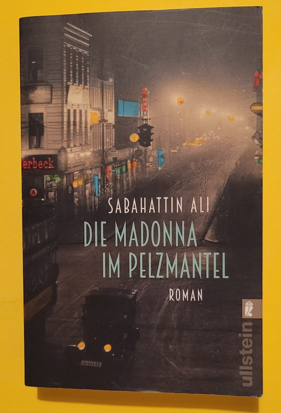 Bücher: Die Madonna im Pelzmantel – Gebraucht aus Zürich von Avd