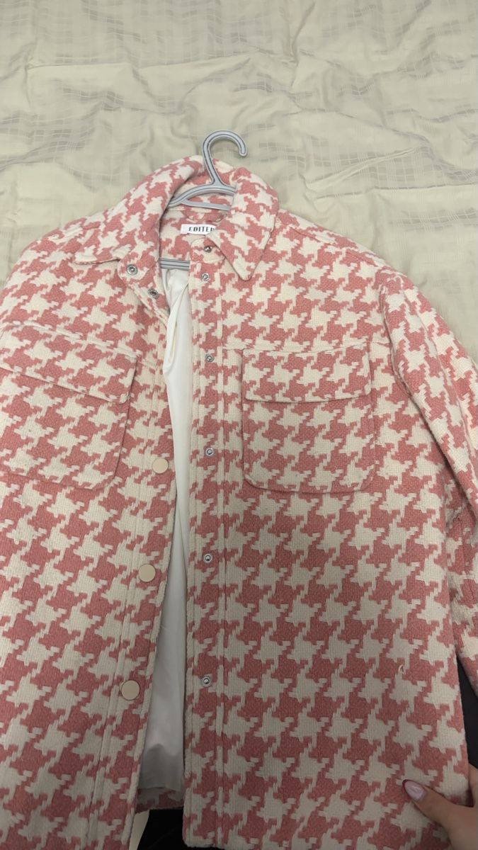 Vestes: Jacke  – D'occasion à Bilten par Sarasclothes