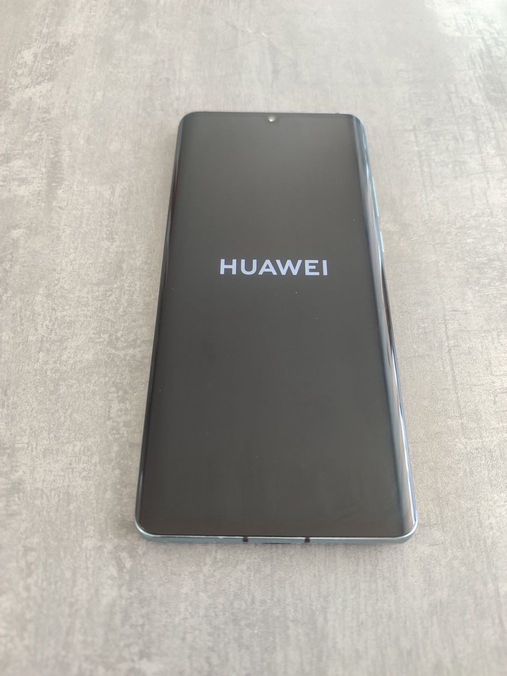 Huawei Handys / Smartphones: Huawei P30 Pro 256GB Aurora Blue – Gebraucht aus Worben von Cherry_mausi