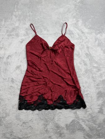 Y2K woman top