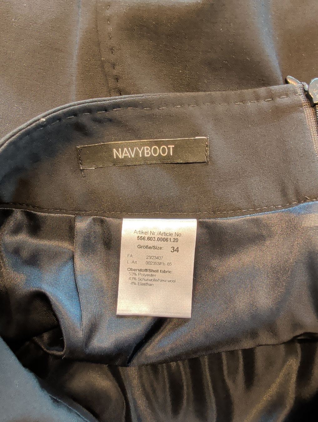 Navyboot Completi, tute sportive e funzionali: Navyboot Damen Kostüm Gr. 34  – Nuovo (secondo la descrizione) da Winterthur venduto da cin_2m27 6